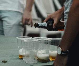 beer pong underholdning fødselsdag